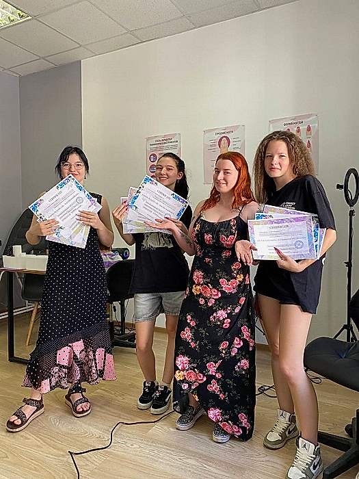 Фотография к статье - что должен знать мастер ногтевого сервиса