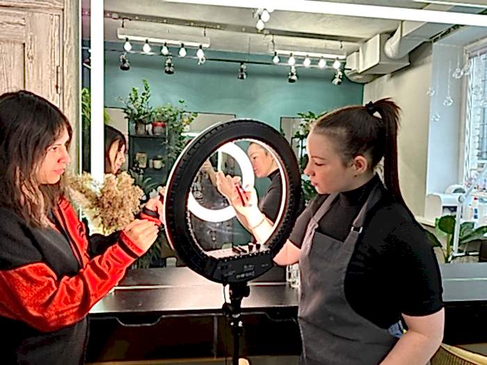 Фотография к статье - правильный выбор курсов маникюра и педикюра