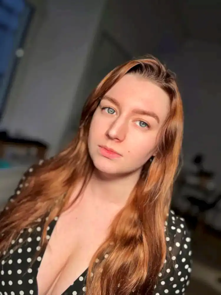 Фото после окрашивания бровей на курсах Mad Nails